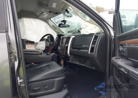 2018 Ram 1500 Laramie 4X4 6'4 Box from USA, damaged, VIN 1C6RR7JTXJS120528